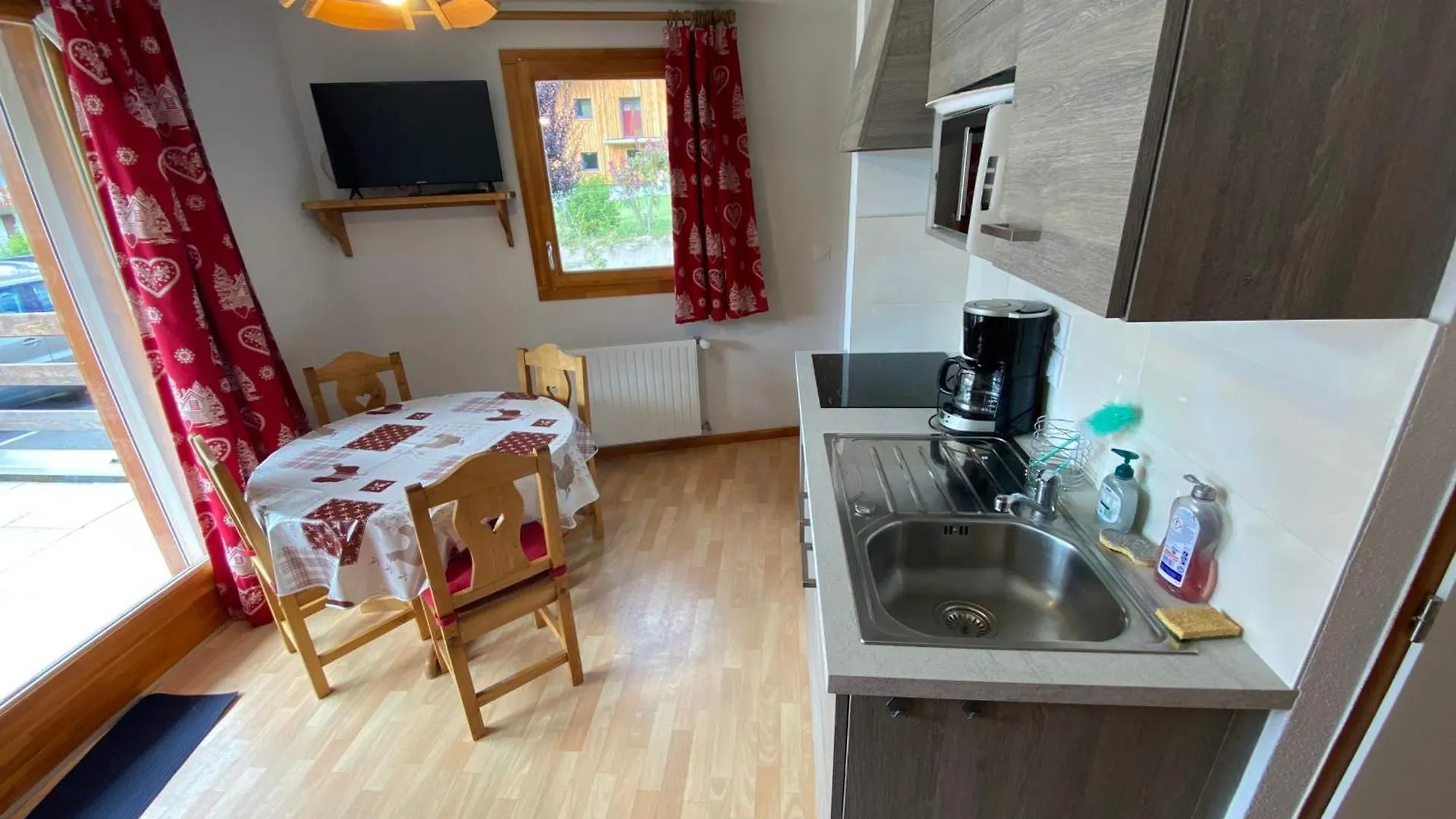 Apartment Appartement 2 Pieces Pres Des Pistes Avec Terrasse, Parking Et Coin Montagne - Fr-1-692-89 La Chapelle-d'Abondance